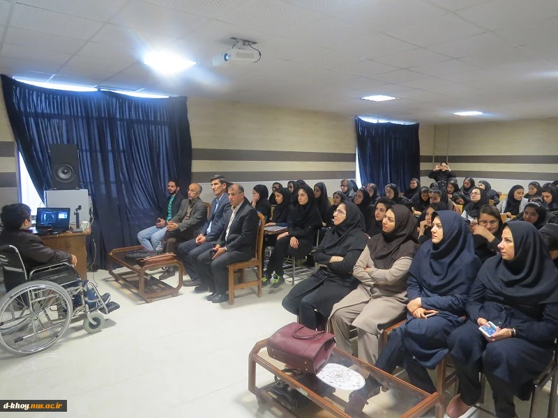 برگزاری کارگاه آموزشی فناوری نانو با حضور دکتر عباس بهروز مدرس ستاد فناوری نانو در آموزشکده فنی و حرفه ای دختران خوی 4