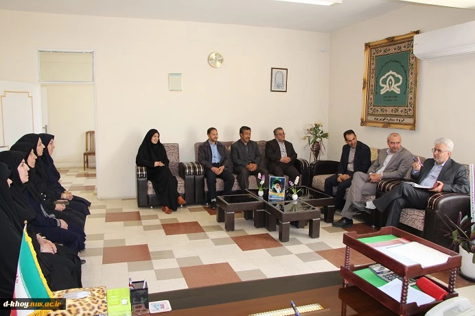 -	بازدید دکتر علیرضا فیروز ، معاونت محترم اداری و مالی دانشگاه فنی و حرفه ای از آموزشکده فنی و حرفه ای دختران خوی 2