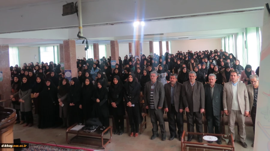 برگزاری مراسم 16 آذر « روز دانشجو » در آموزشکده فنی و حرفه ای دختران خوی 2