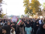 حضور پرشور اساتید – کارکنان و دانشجویان آموزشکده فنی و حرفه ای دختران خوی در راهپیمایی روز 13 آبان 2