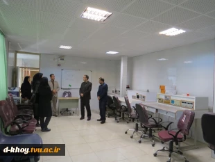 بازدید دکتر یوسفی خاتونی ، ریاست محترم دانشگاه فنی و حرفه ای استان آذربایجان غربی از آموزشکده فنی و حرفه ای دختران خوی 4