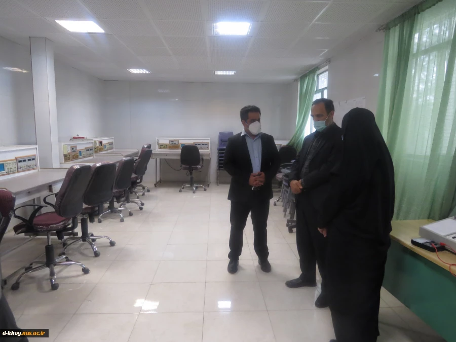بازدید مدیرکل محترم پژوهش و فنآوری دانشگاه فنی و رفه ای و ریاست محترم استانی از آموزشکده فنی و حرفه ای دختران خوی 4