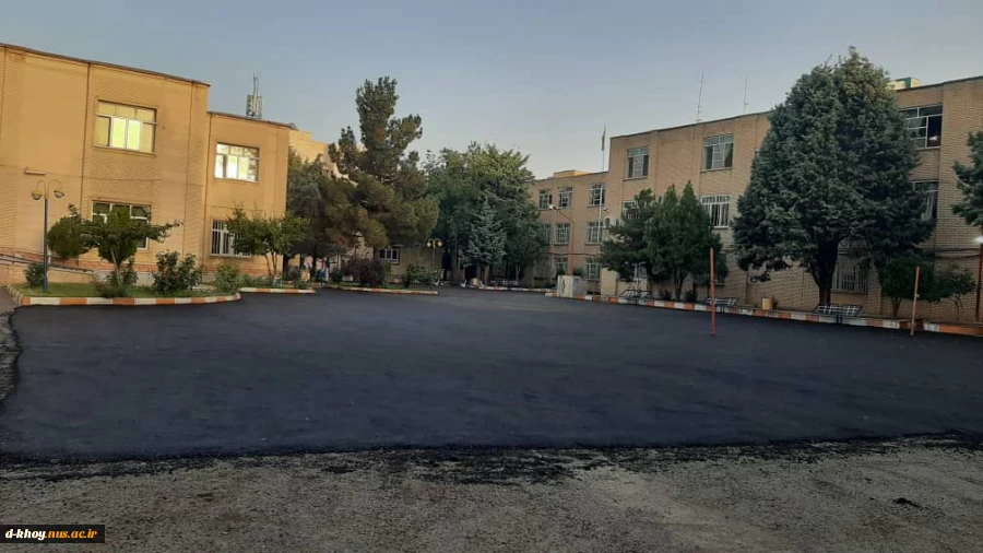ادامه عملیات بهسازی محوطه آموزشکده دختران خوی 3