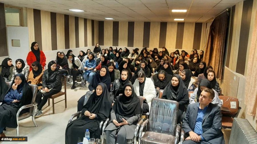 نشست صمیمی سرپرست دانشگاه فنی و حرفه‌ای استان آذربایجان غربی با دانشجویان ساکن خوابگاه مهدیه خوی 2